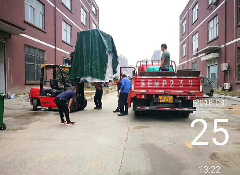 自动<a href='//m.hk-konki.com' target='_blank'><u>去毛刺机</u></a> 自动<a href='//m.hk-konki.com' target='_blank'><u>去毛刺机</u></a>