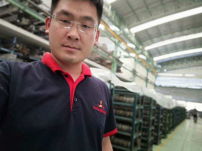 挤压研磨机交机人员 挤压研磨机交机人员