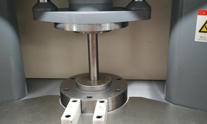 <a href='//m.hk-konki.com' target='_blank'><u>伟德app下载苹果
</u></a>抛光深孔的效果